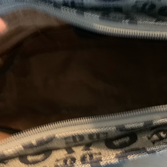 Purse - Picture 2 of 3